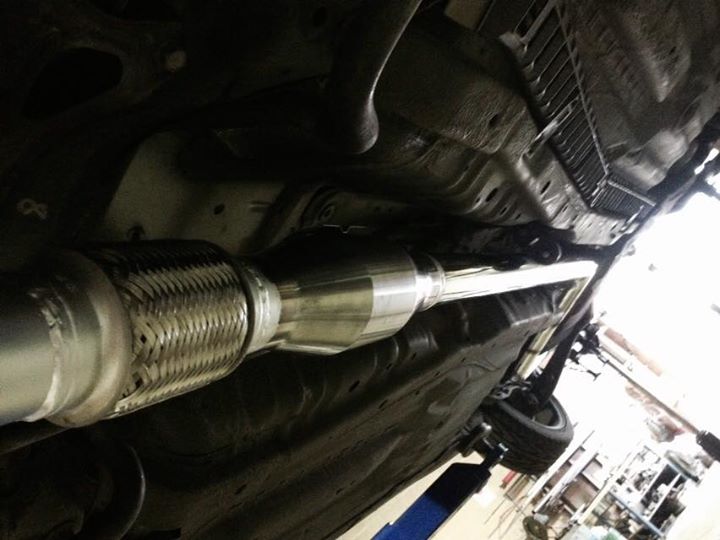 Custom made and fitted for maximum ground clearance.
Cat back 2.5" exhaust with 200cell high flow cat. #honda  #civic #ek